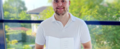 Justus Hövelmeyer ist Kaufmann für Büromanagement im Fachbereich Wirtschaft und Verwaltung